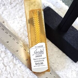 NWT Speidel Gold Twist-O-Flex Expansion Band